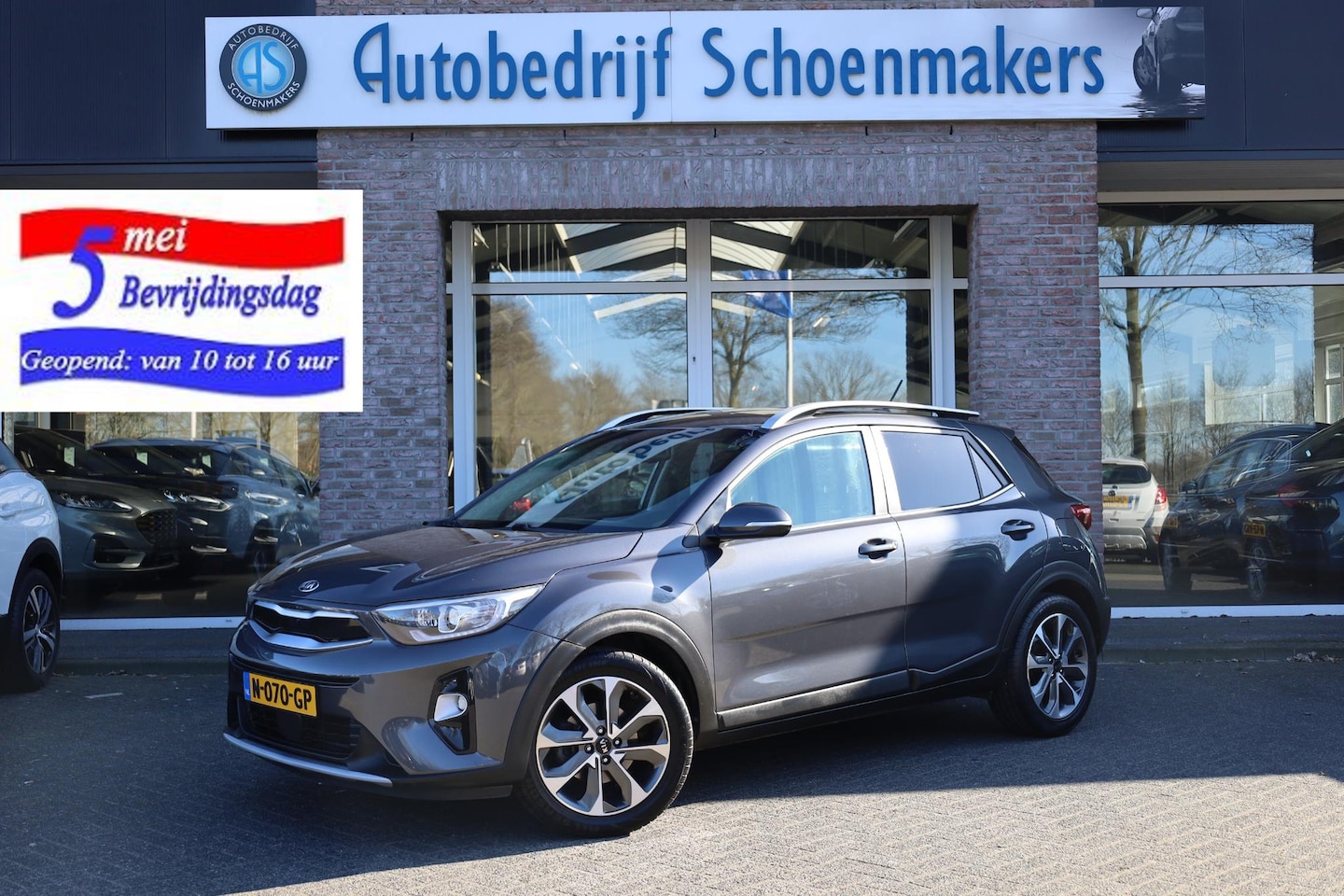 Kia Stonic - 1.0 T-GDi ExecutiveLine CAMERA VOL-LEER STUUR/STOELVERW PANO/SCHUIF CARPLAY NAVI DAB 17"LM - AutoWereld.nl