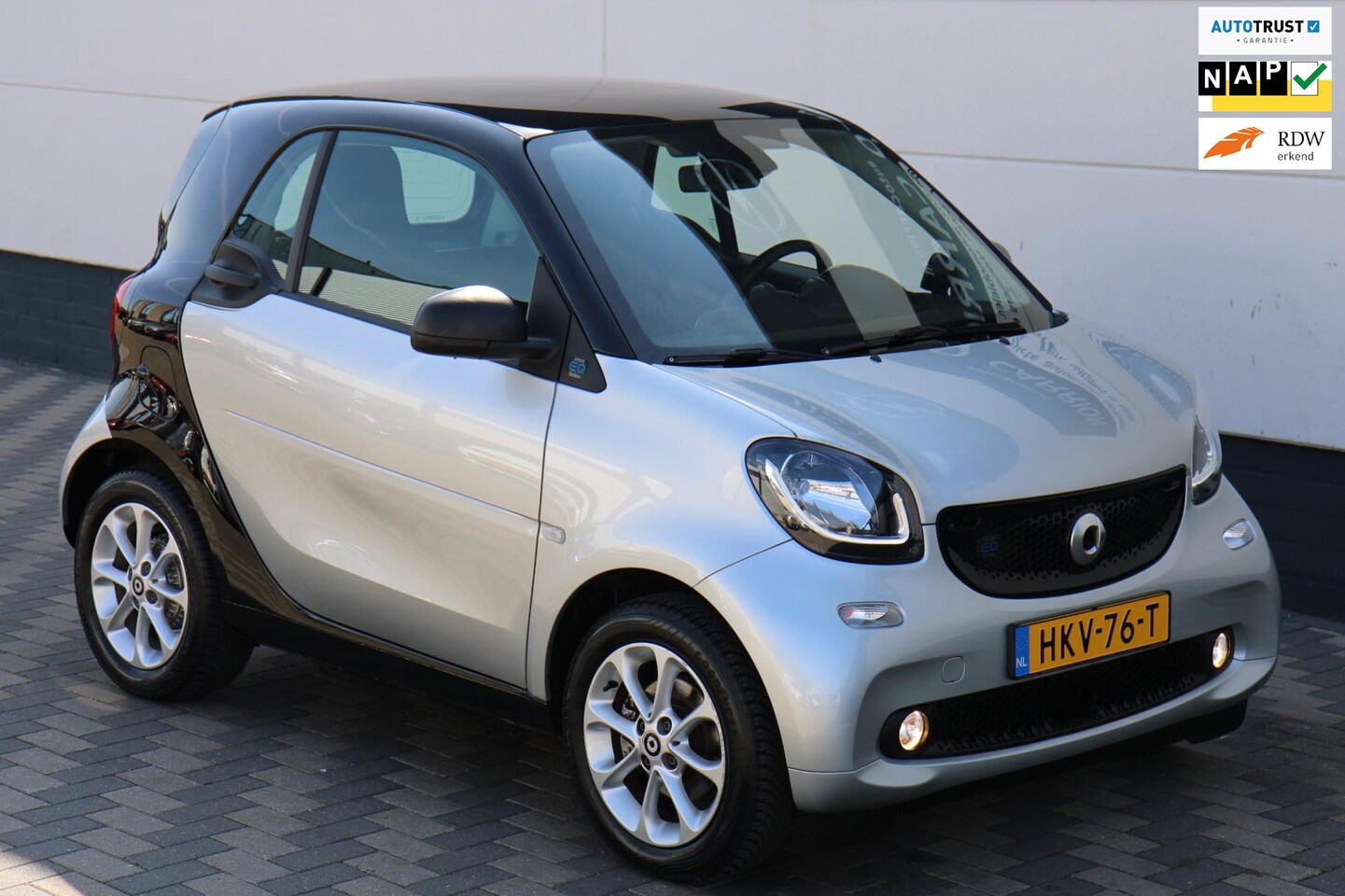 Smart Fortwo - EQ Comfort PLUS 18 kWh Navi Panodak 1st eig BTW - AutoWereld.nl