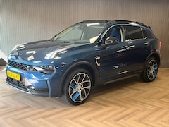 Lynk & Co 01 - 1.5 AUT. PLUG-IN HYBRIDE PANORAMADAK AIRCO CAMERA CRUISE PDC STOELVERWARMING APPLE CARPLAY