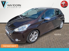Peugeot 208 - 1.2 VTi Allure, panoramadak, dealeronderhouden