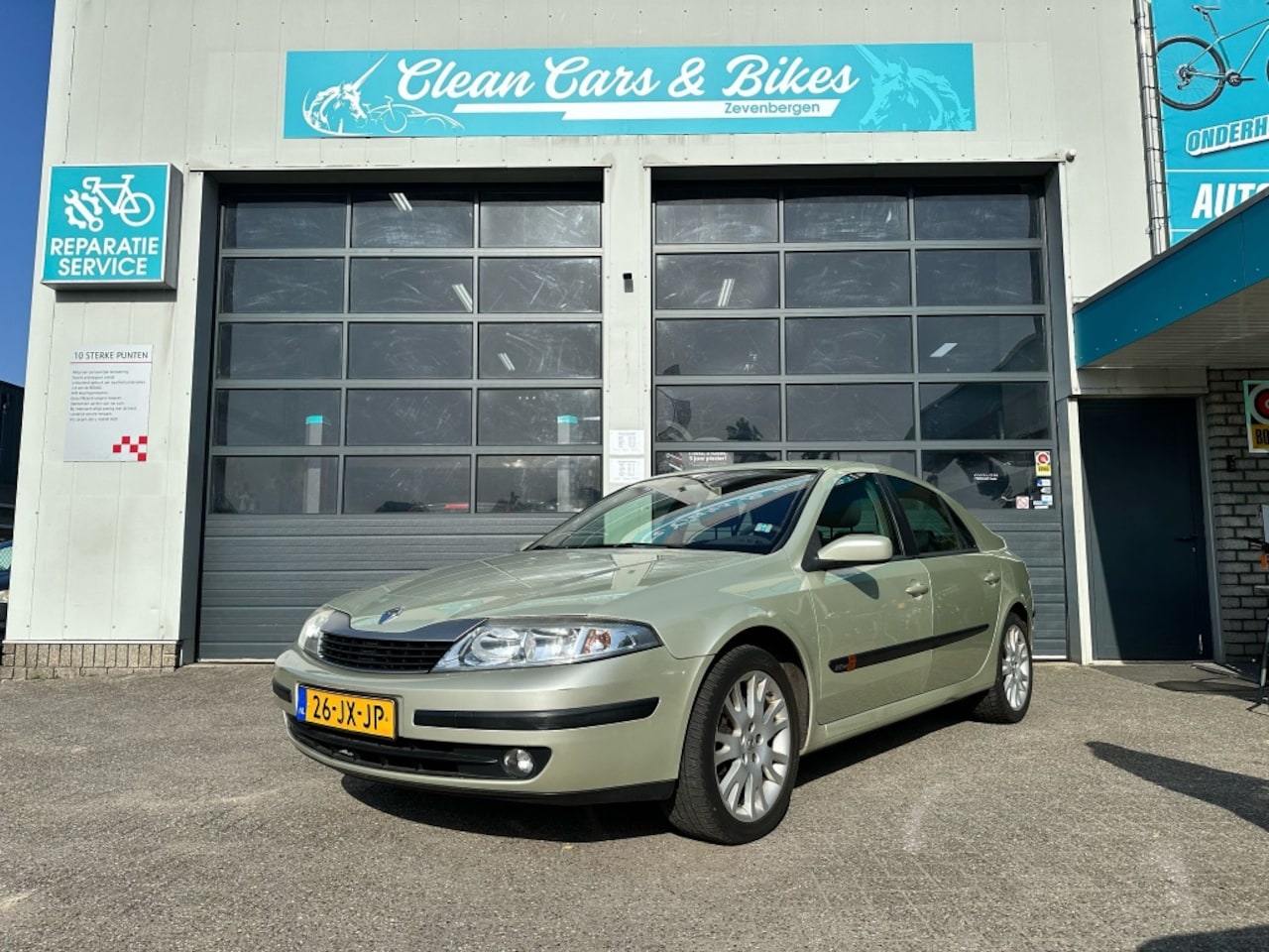 Renault Laguna - 2.0-16V Dynamique 2.0-16V Dynamique - AutoWereld.nl