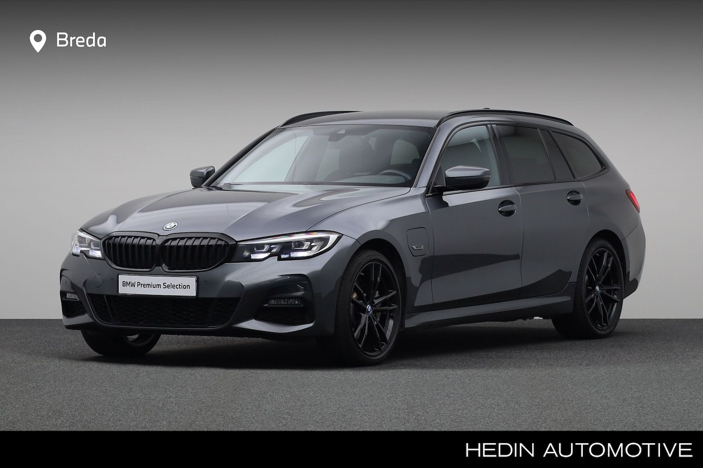 BMW 3-serie Touring - 330e | Ambiente verlichting | Stoelverwarming | PDC | Trekhaak elektrisch wegklapbaar | - AutoWereld.nl