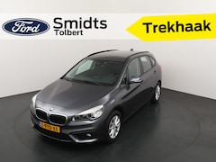BMW 2-serie Active Tourer - 218i 136PK Executive | AUTOMAAT | Afn.Trekhaak | Voorstoelen verwarmd | Elekt. achterklep