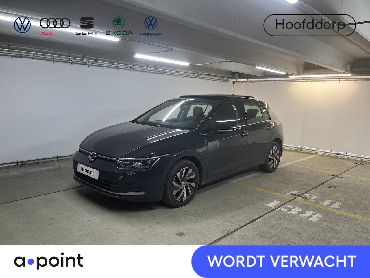Volkswagen Golf - 1.4 eHybrid Style 204 pk  Automaat (DSG) | Navigatie | Panoramadak | Parkeersensoren | Ach - AutoWereld.nl