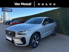 Volvo XC60 - 2.0 T6 Plug-in hybrid AWD Plus Dark | Panoramisch schuif-/kanteldak | Sportstoelen | Camer