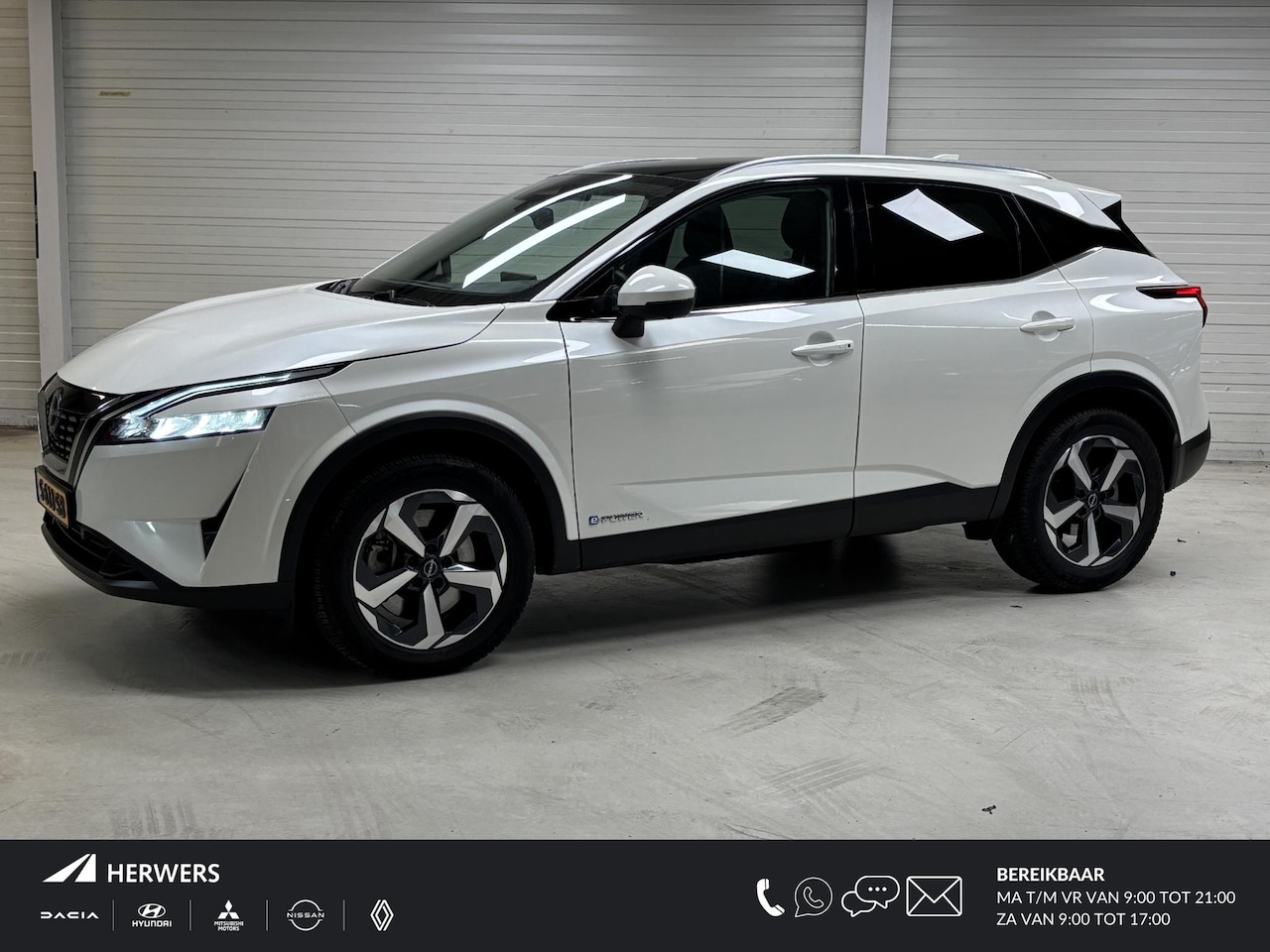 Nissan Qashqai - 1.5 e-Power N-Connecta / Panoramadak / Navigatie / 360 Graden Camera / Adaptive Cruise Con - AutoWereld.nl