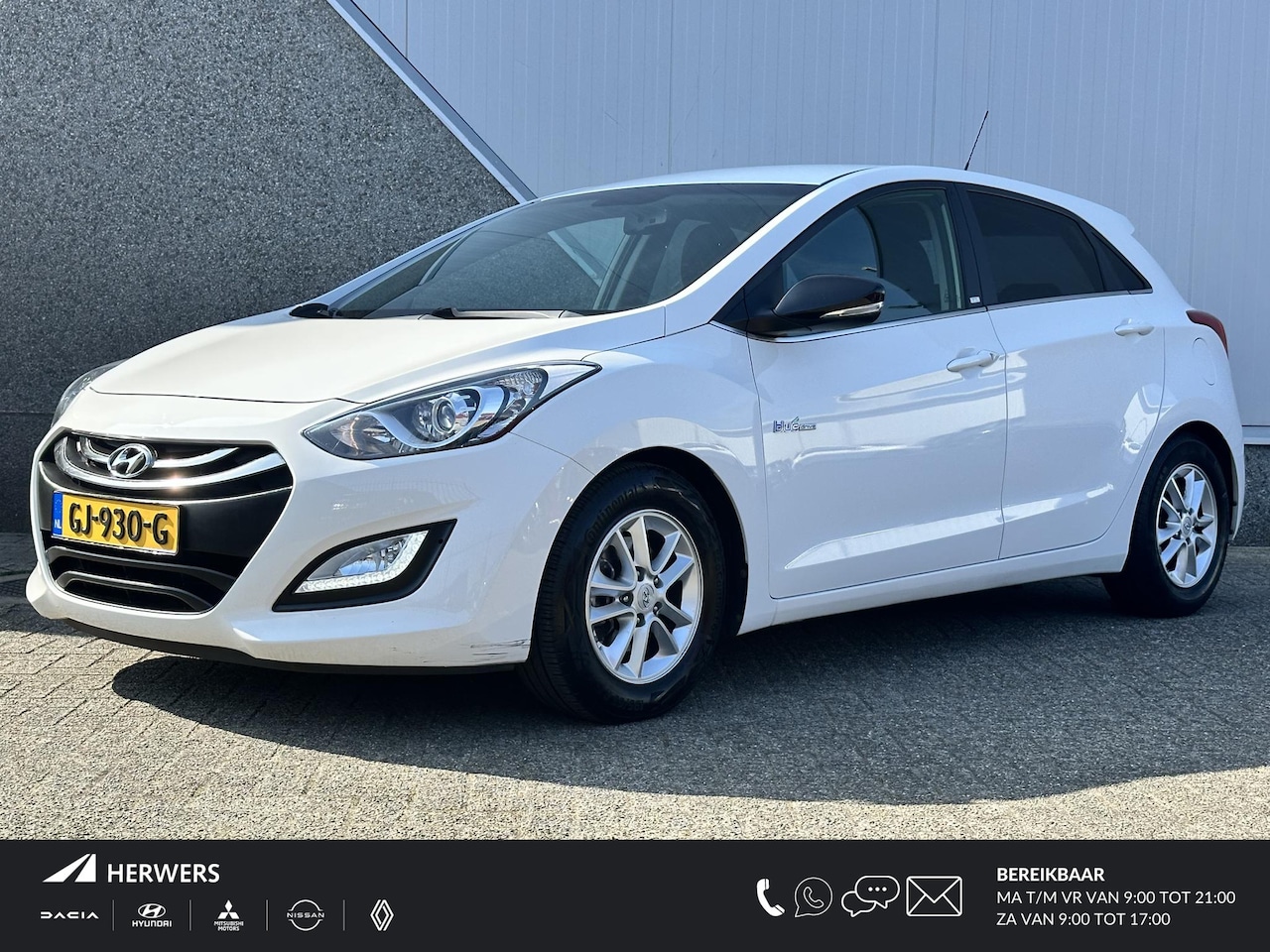 Hyundai i30 - 1.6 GDI Go! / 1 ste eigenaarsauto / Navigatie / Telefoon / Climate Control / Camera / Crui - AutoWereld.nl