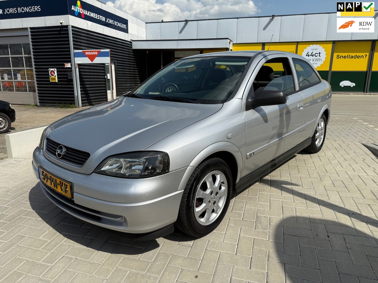 Opel Astra - 1.6-16V Njoy NWE APK* LAGEKM NAP** - AutoWereld.nl