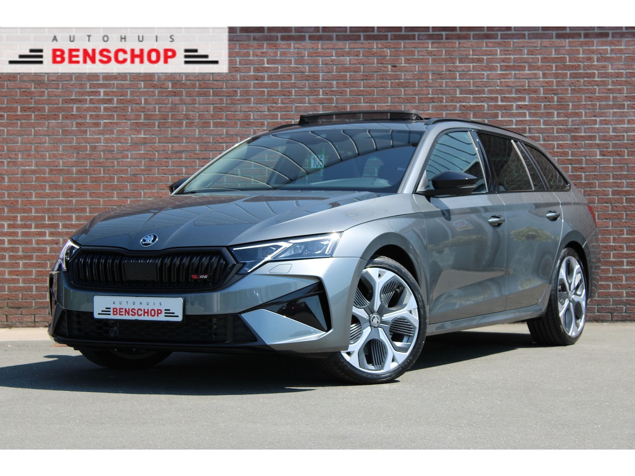 Skoda Octavia Combi - 2.0 RS 265PK DSG |PANO-DAK|CANTON|TREKHAAK|ACC|360-CAMERA|NAVI| - AutoWereld.nl