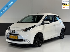 Toyota Aygo - 1.0 VVT-i x-play|Camera|Led|LM Velgen