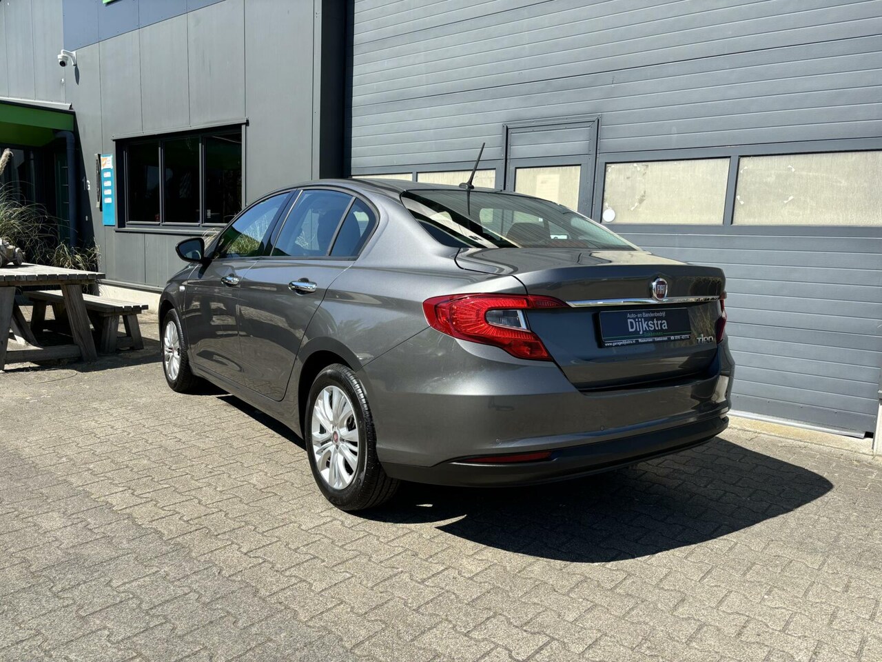 Fiat Tipo - 1.4 16V 105 PK Lounge Airco/ Cruise Control/ Afneembare trekhaak!