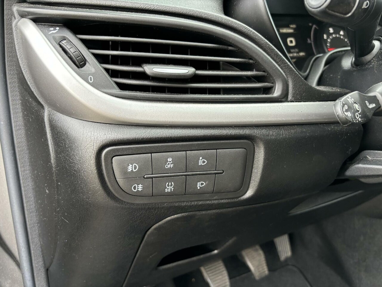 Fiat Tipo - 1.4 16V 105 PK Lounge Airco/ Cruise Control/ Afneembare trekhaak!