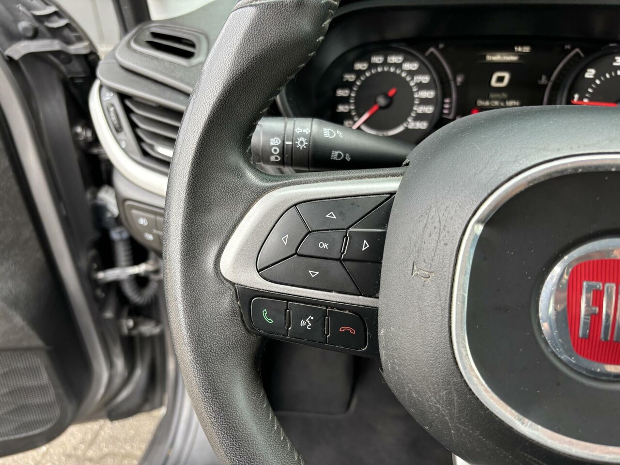 Fiat Tipo - 1.4 16V 105 PK Lounge Airco/ Cruise Control/ Afneembare trekhaak!