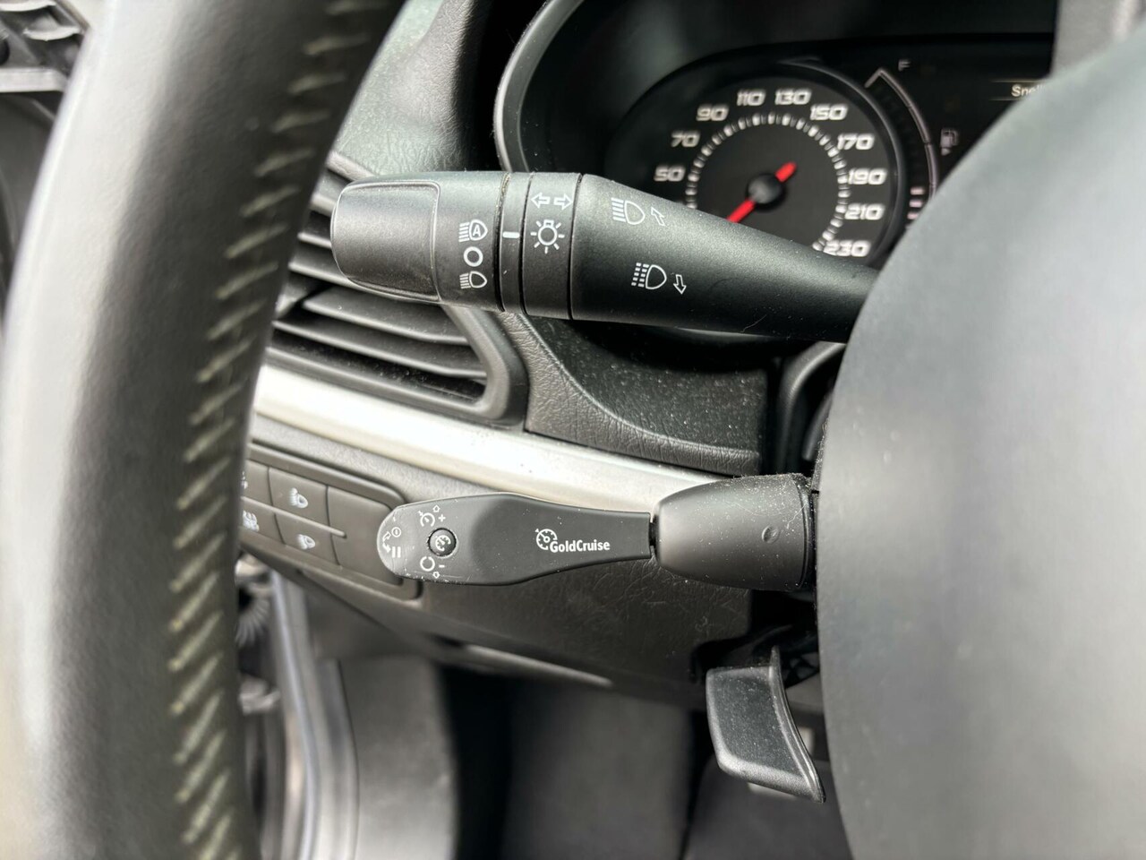 Fiat Tipo - 1.4 16V 105 PK Lounge Airco/ Cruise Control/ Afneembare trekhaak!
