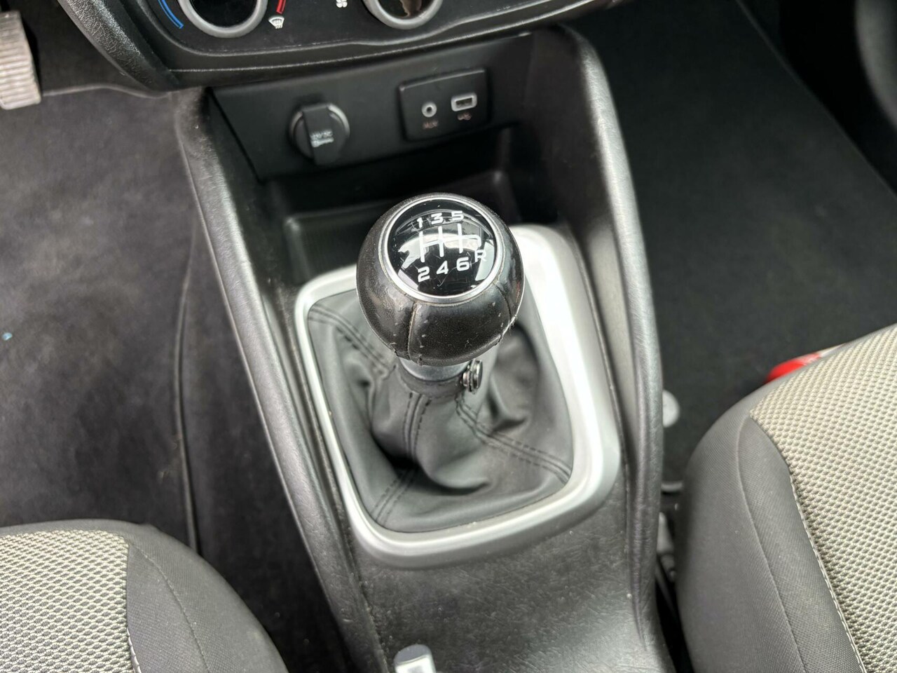 Fiat Tipo - 1.4 16V 105 PK Lounge Airco/ Cruise Control/ Afneembare trekhaak!