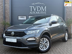 Volkswagen T-Roc - 1.5 TSI Style Navi, Carplay, Adaptive Cruise, Parkeersens voor en achter