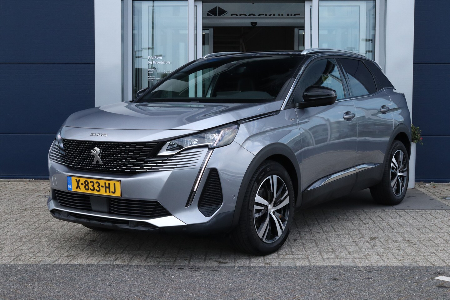 Peugeot 3008 - Peugeot 1.2 Turbo GT | Adaptieve Cruise | Stoelverwarming | Keyless | Camera | Carplay | N - AutoWereld.nl