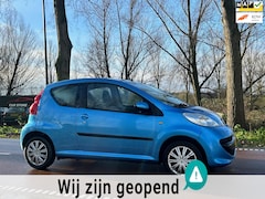 Peugeot 107 - 1.0-12V XR APKZUINIGKOOPJE