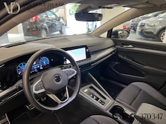 Volkswagen Golf - 2.0 TDI 150PK / AUTOMAAT / ACTIVE Business / Panodak / Camera / Trekh. /