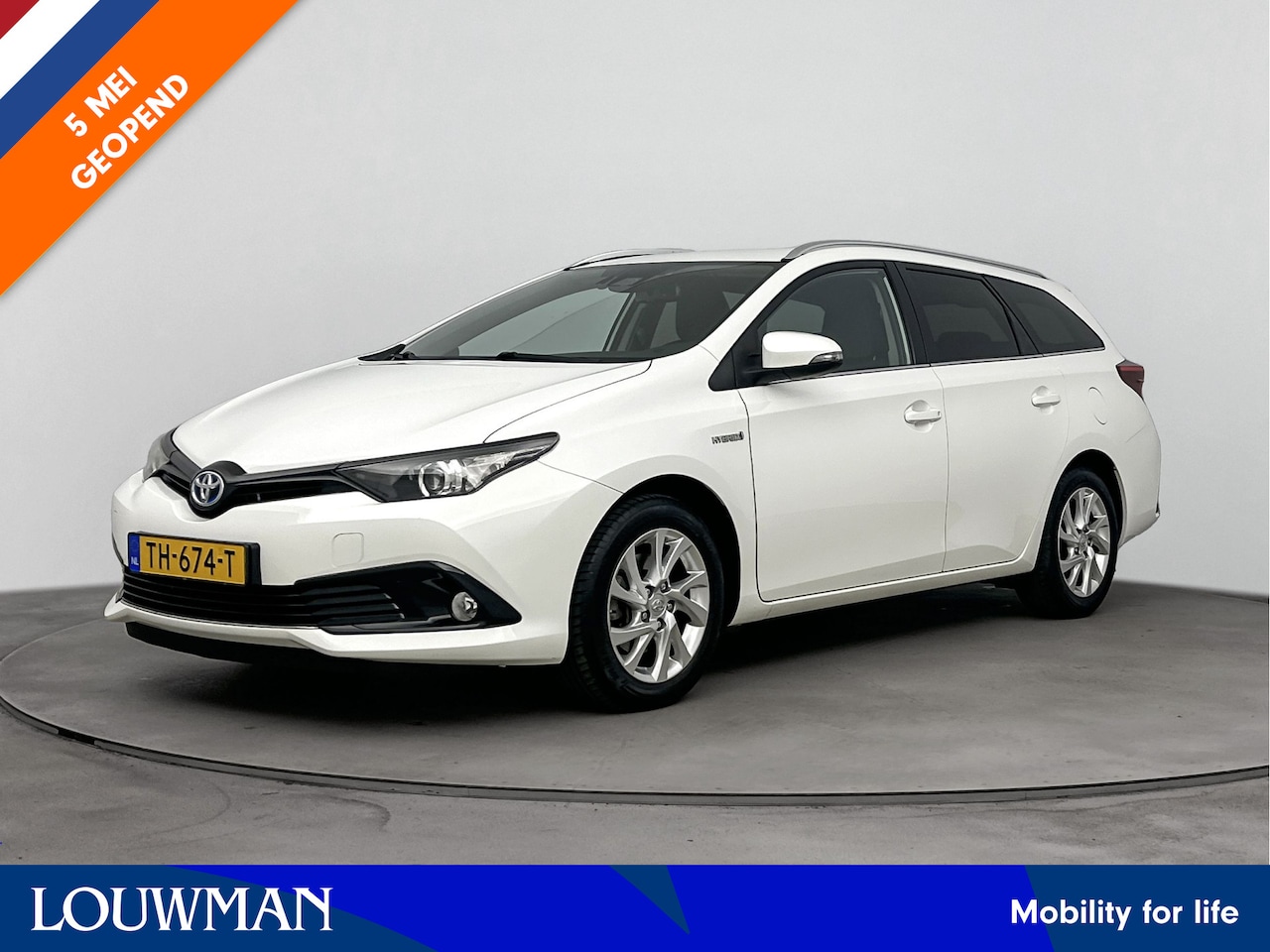 Toyota Auris Touring Sports - 1.8 Hybrid Energy Plus | Navigatie | Comfortstoelen | - AutoWereld.nl