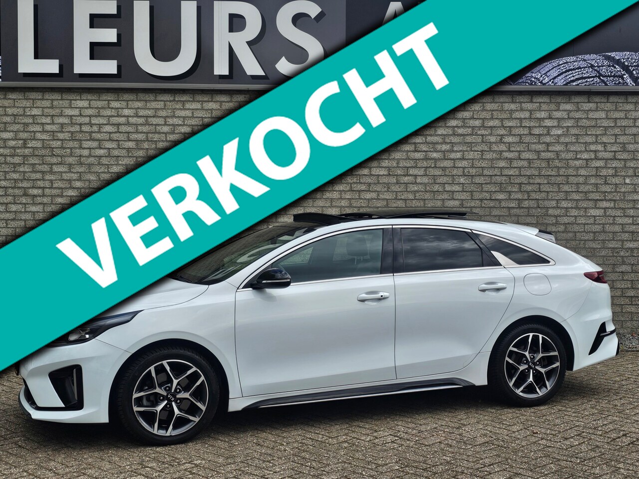 Kia Pro cee'd - 1.4 T-GDI GT-Line Pano-dak/Camera - AutoWereld.nl