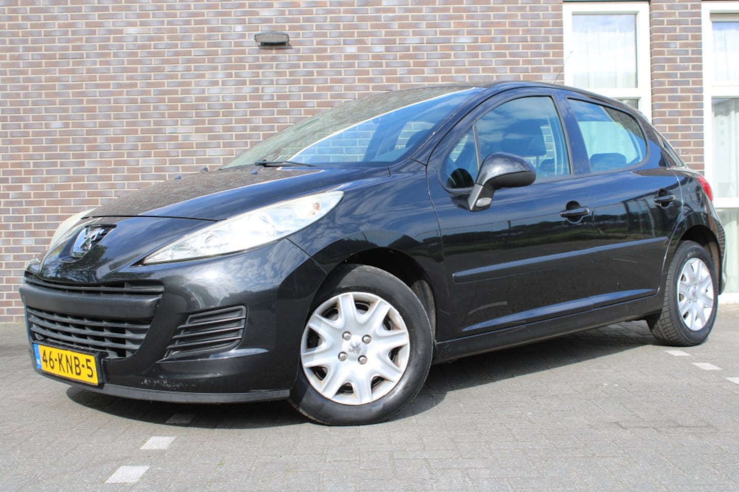Peugeot 207 - 1.4 VTi X-line 5 deurs-LAGE KM STAND- Nw APK - AutoWereld.nl