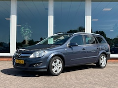 Opel Astra Wagon - 1.6 Temptation - Origineel NL - NAP - Navi - Airco - Trekhaak - Nieuwe APK
