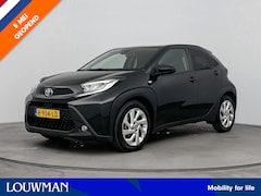 Toyota Aygo X - 1.0 VVT-i MT first