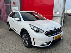 Kia Niro - 1.6 GDi Hybrid 105pk Automaat BusinessLine / Radar cruise / trekhaak / Stuur- en stoelverw