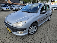 Peugeot 206 - 1.6 XT 5Drs. 1999. Airco/Elektrische ramen/CV etc.. Inruilkoopje