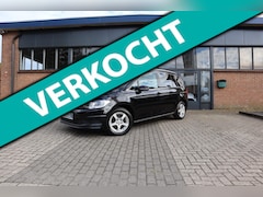 Volkswagen Touran - 1.2 TSI Highline, navigatie, alcantara