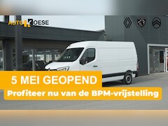 Renault Master - T35 2.3 dCi 135 L2H2 Comfort | Direct Leverbaar | Navigatie | Parkeersensoren | Airco | Cr