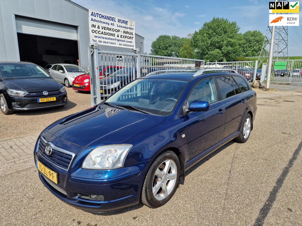 Toyota Avensis Wagon - 2.4 VVTi Executive/Automaat/Apk 06-3-25 - AutoWereld.nl