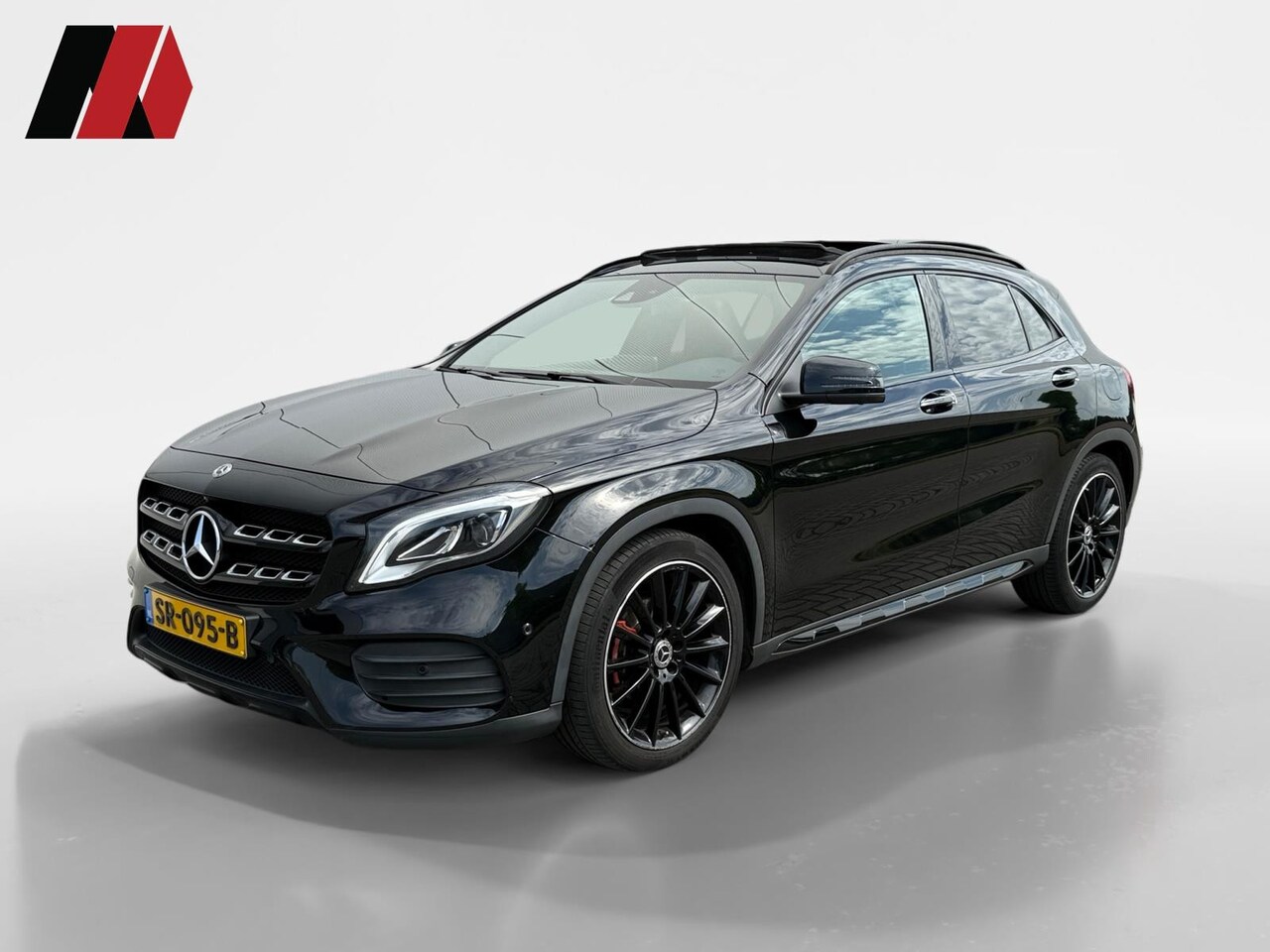 Mercedes-Benz GLA-Klasse - 180 | AMG | Pano | 360 | Memory - AutoWereld.nl