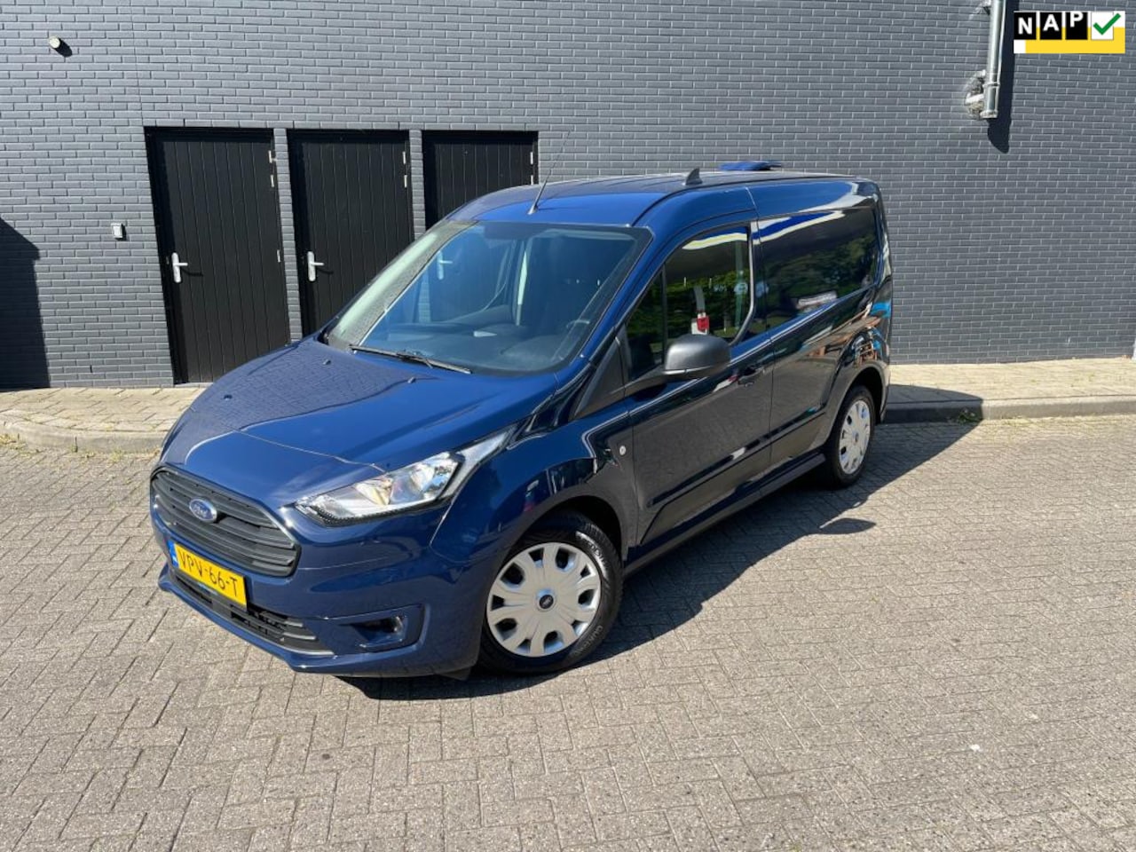 Ford Transit Connect - 1.5 EcoBlue L1 Trend Automaat PDC - AutoWereld.nl