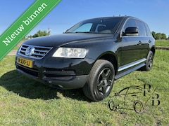 Volkswagen Touareg - 2.5 TDI AUT 4X4 Leer Navi Airco Stoelverwarming