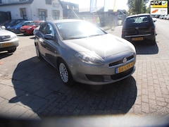 Fiat Bravo - 1.4 Dynamic st bekr airco elek pak nap apk
