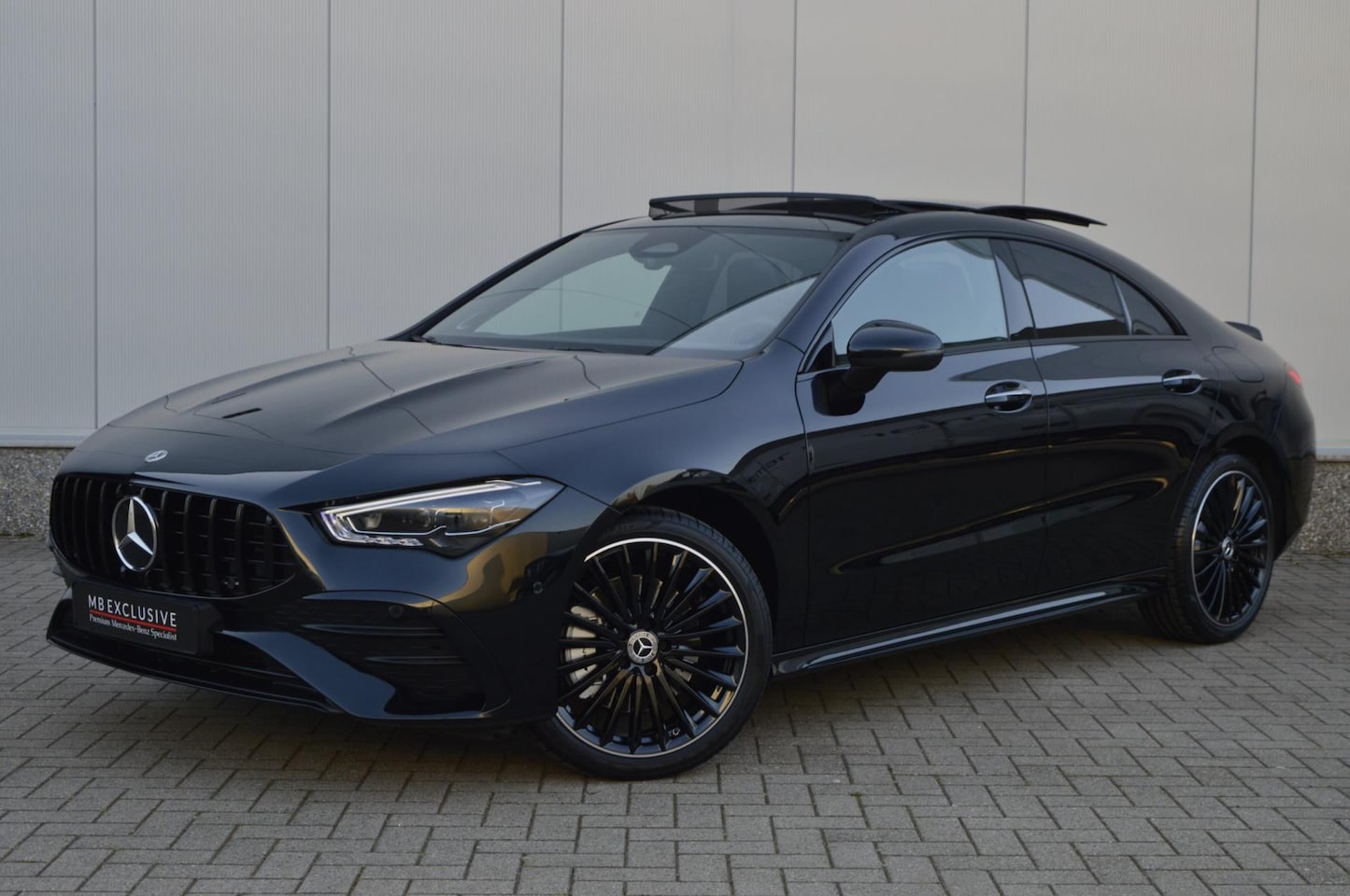 Mercedes-Benz CLA-Klasse - 250e AMG Night Edition1 Facelift AUT8 (2024) - AutoWereld.nl