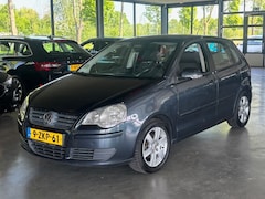 Volkswagen Polo - 1.4 16V 80PK 5DRS Climate / 15