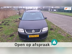 Volkswagen Touran - 1.6-16V FSI Trendline