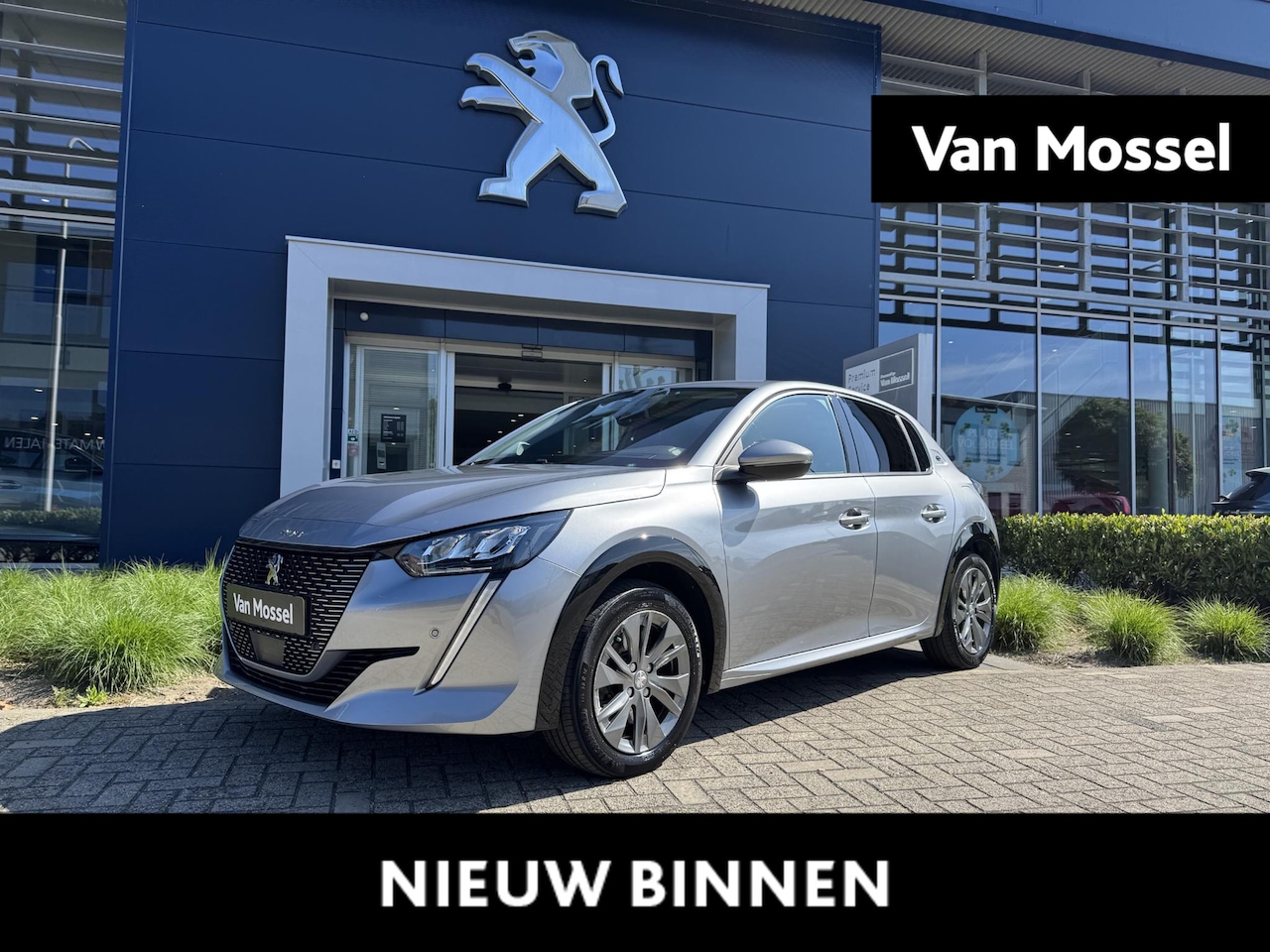 Peugeot e-208 - EV Allure 50 kWh I Keyless I Stoelverwarming - AutoWereld.nl