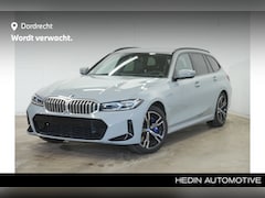 BMW 3-serie Touring - 330e xDrive M-Sport | Camera | Stoel/Stuurverwaming | Hifi |