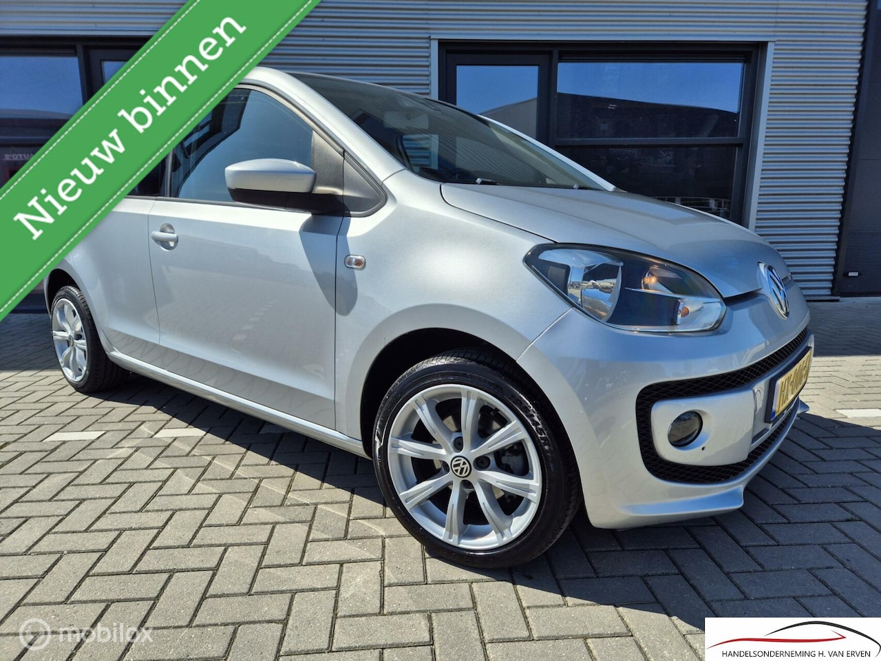 Volkswagen Up! - 1.0 high up! BlueMotion AIRCO NAVI LMV NAP - AutoWereld.nl
