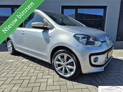 Volkswagen Up! - 1.0 high up BlueMotion AIRCO NAVI LMV NAP