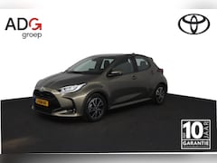 Toyota Yaris - 1.5 VVT-i First Edition | Airconditioning | Navigatie | Adaptieve cruise control |