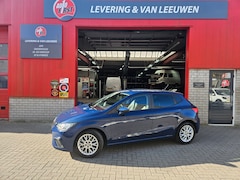 Seat Ibiza - 1.0 TSI Style Business Intense Navigatie/ Parkeersensoren V+A/ Stoelverwarming/ Rijklaarpr