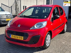 Peugeot 107 - 1.0 Access Accent Bj:2013 Airco 5 Deurs NAP