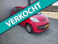 Peugeot 107 - 1.0-12V XR