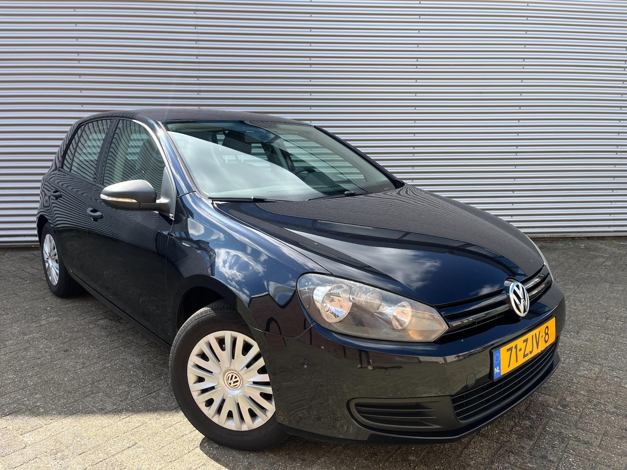 Volkswagen Golf - 1.2 TSI Trendline BlueMotion|Cruise|Airco|Parkassist|6bak|Goed onderhouden| - AutoWereld.nl