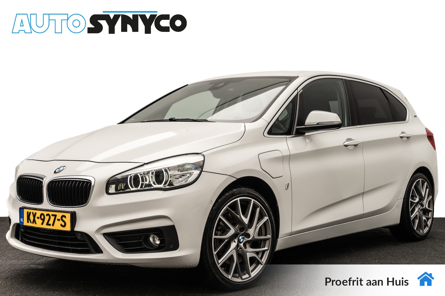 BMW 2-serie Active Tourer - 225xe Plug-In Hybrid High Executive I Panoramadak I Leder I 19 inch LMV | Getint Glas - AutoWereld.nl